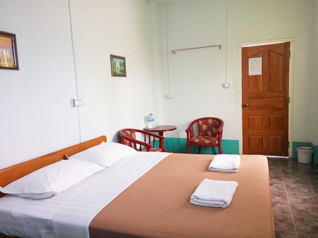 Hotel Lily The Home Hsipaw Eksteriør billede