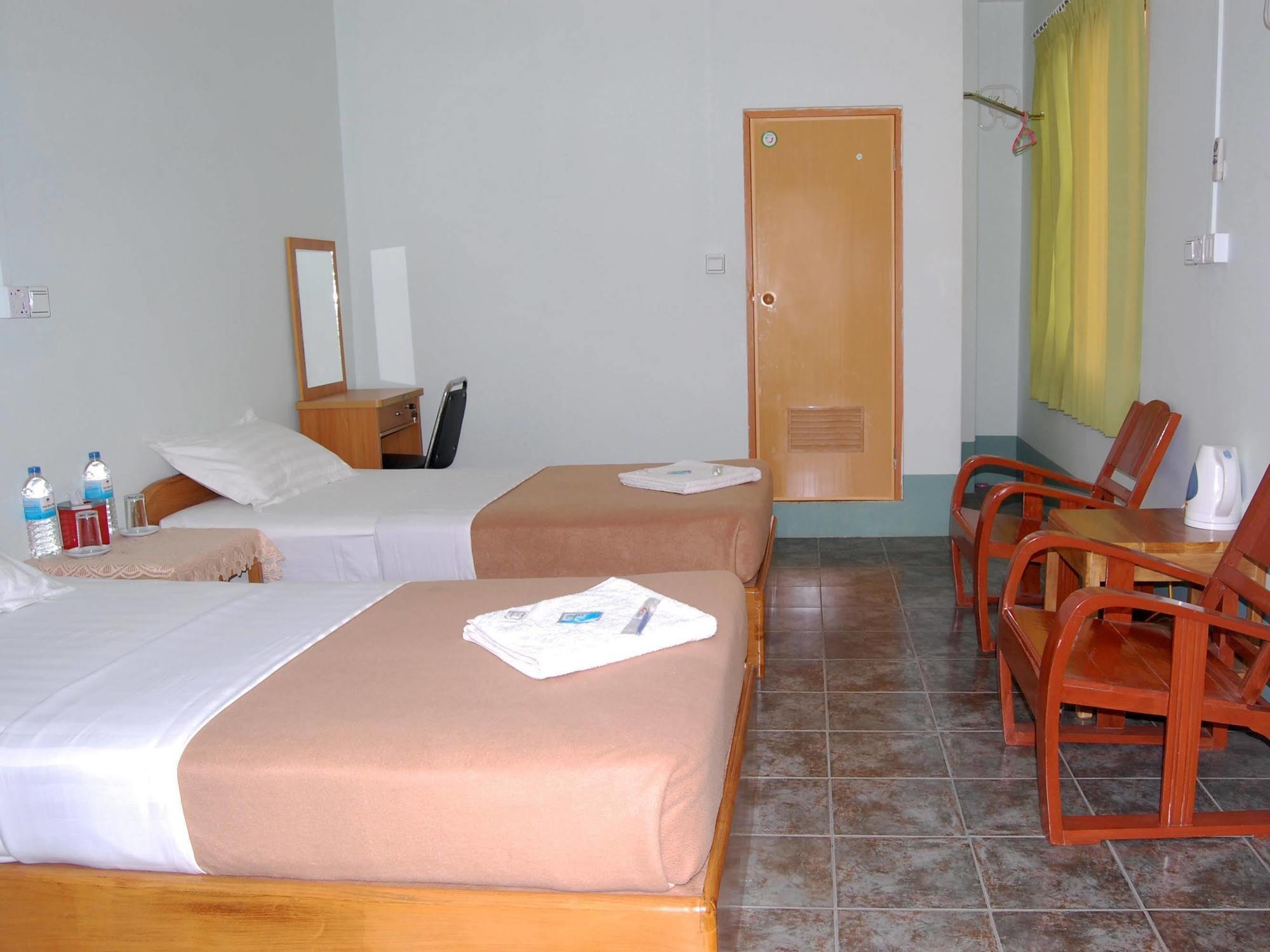 Hotel Lily The Home Hsipaw Eksteriør billede